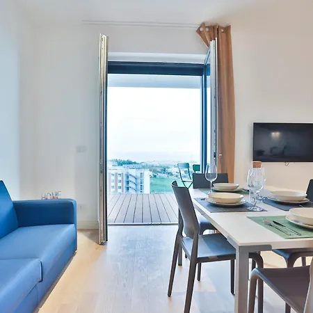 Guesthost - Porta Di Mare Exclusive Seaview Terrace Flat Apartment *